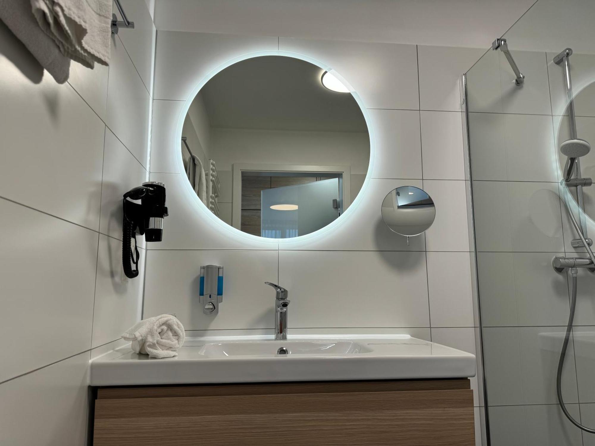 Havellandhalle Resort - Hotel, Sport Und Wellness Seeburg  Esterno foto