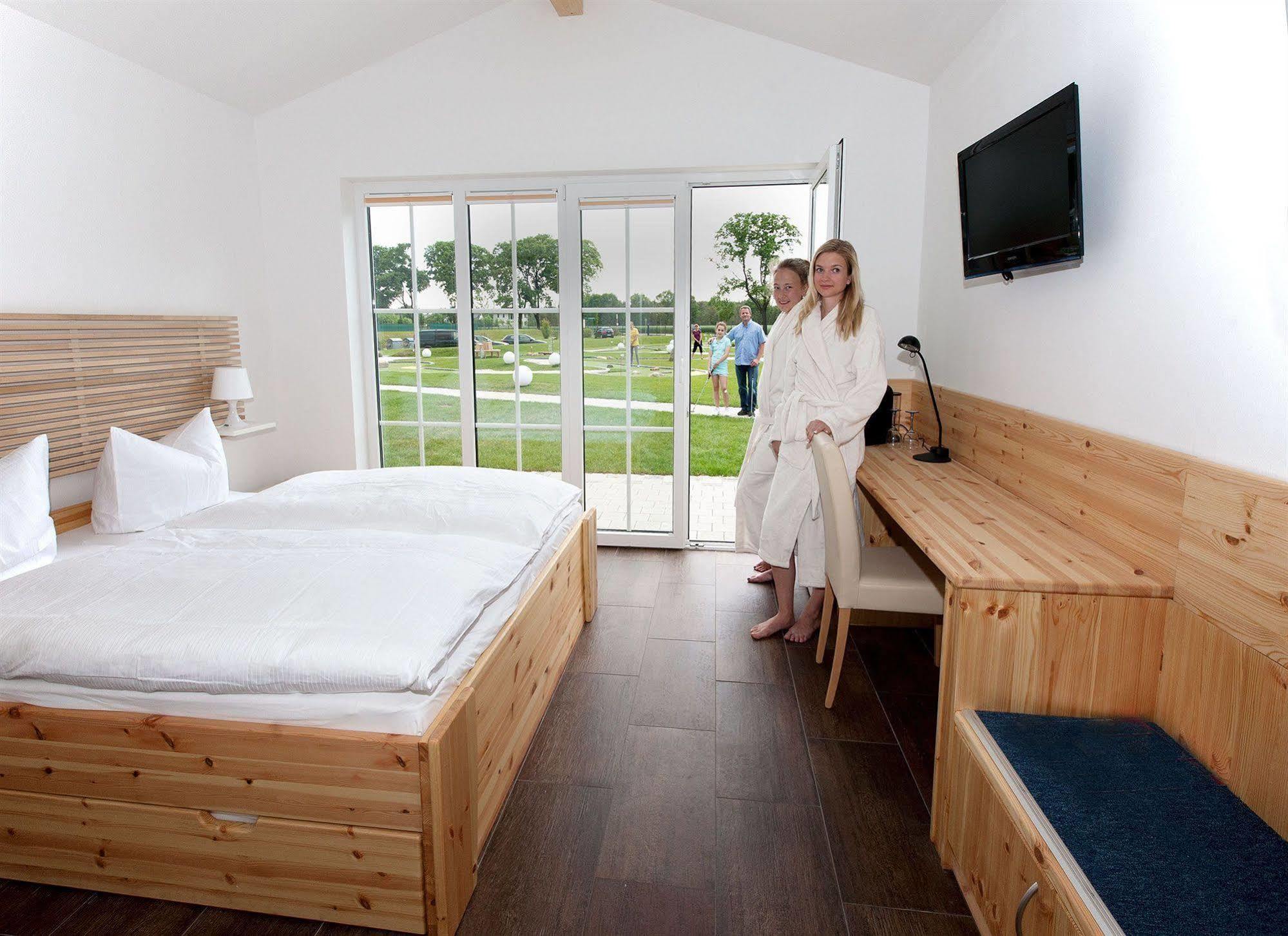 Havellandhalle Resort - Hotel, Sport Und Wellness Seeburg  Esterno foto